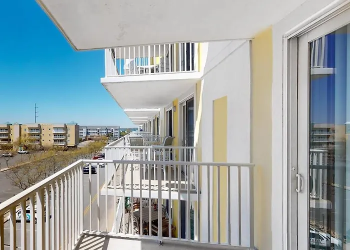 Oceanfront With Free Wifi Shared Pool & Hot Tub Ocean View Ac Private Washer & Dryer Ocean City