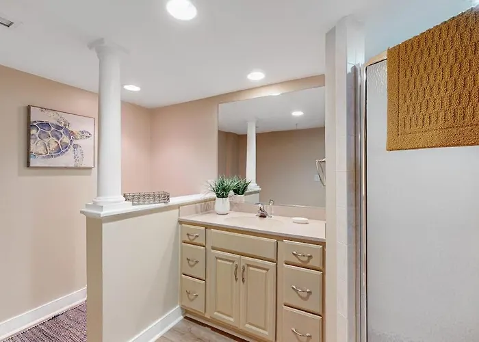 Oceanfront With Free Wifi Shared Pool & Hot Tub Ocean View Ac Private Washer & Dryer *