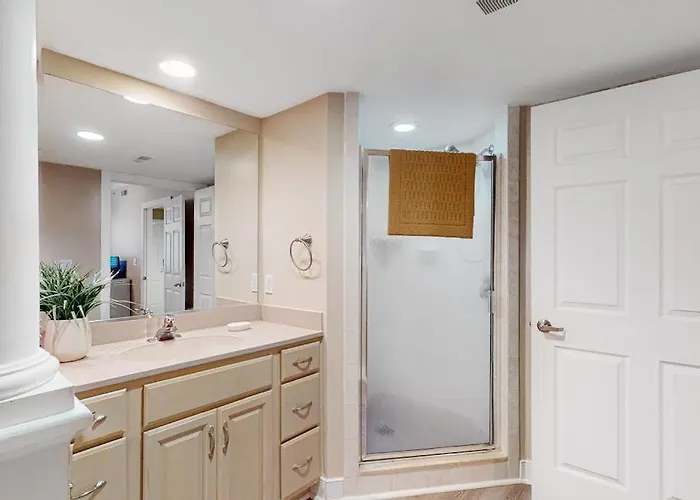 Oceanfront With Free Wifi Shared Pool & Hot Tub Ocean View Ac Private Washer & Dryer Holiday home Ocean City